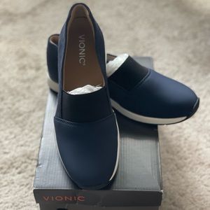 NEW Vionic Navy Shoes